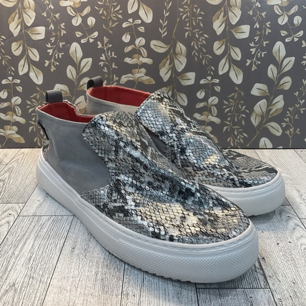 Hey Dude Peyton Mid Sneaker‎ Shoes Size 7 Snake Grey Metallic Silver Slip On